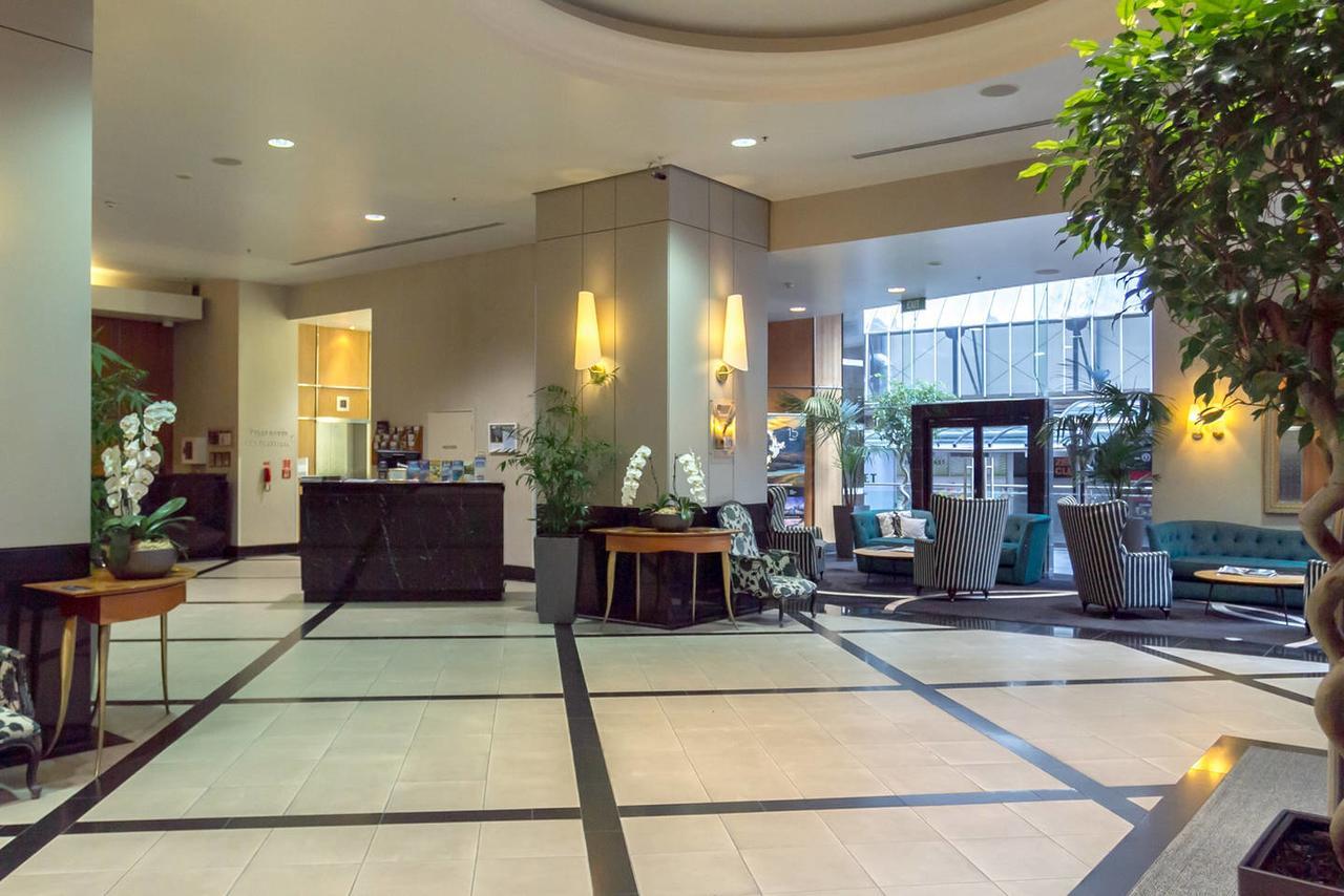Gorgeous Apartment! Nice Views, Pool And Gym. Auckland Bagian luar foto