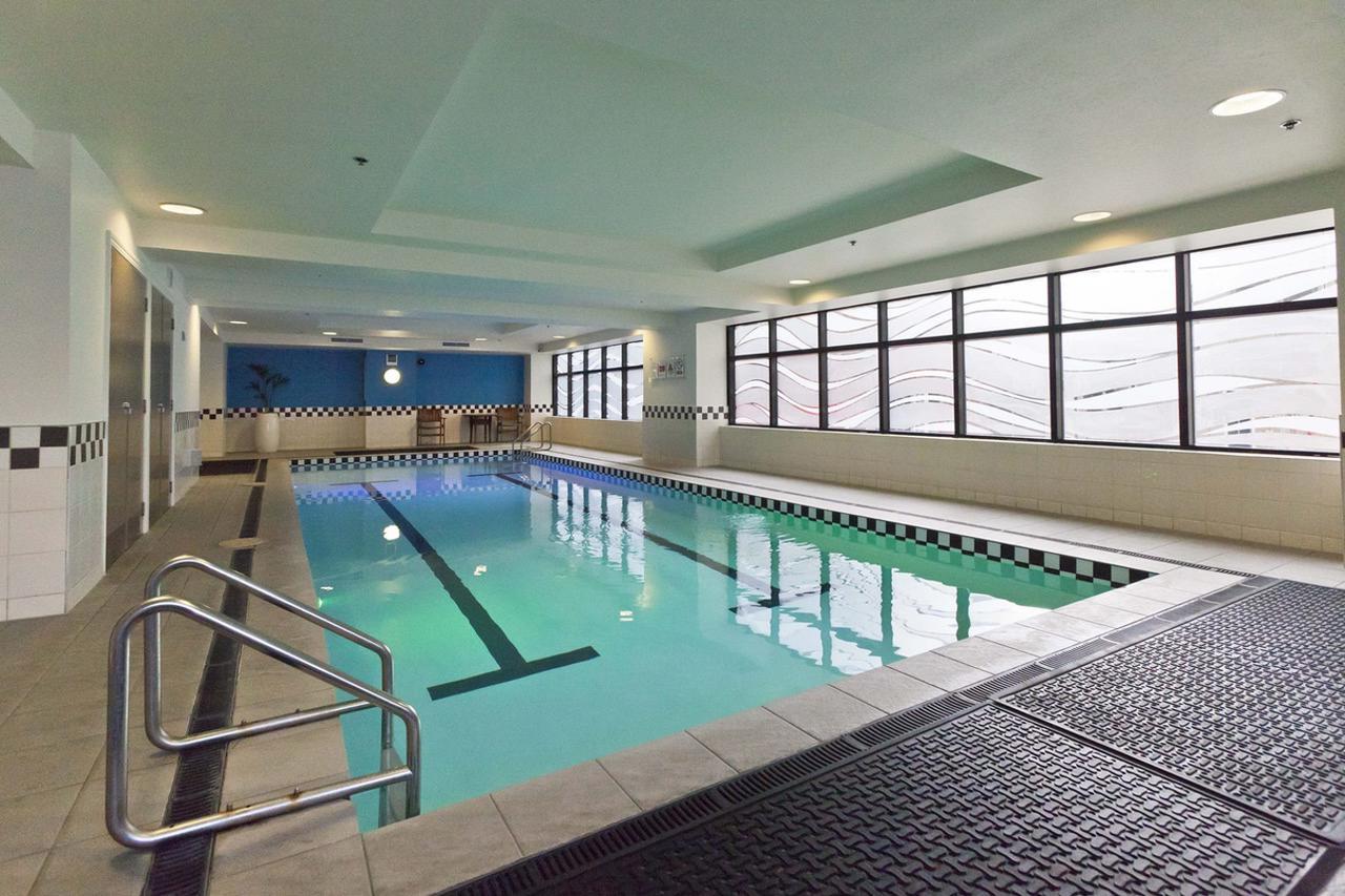Gorgeous Apartment! Nice Views, Pool And Gym. Auckland Bagian luar foto